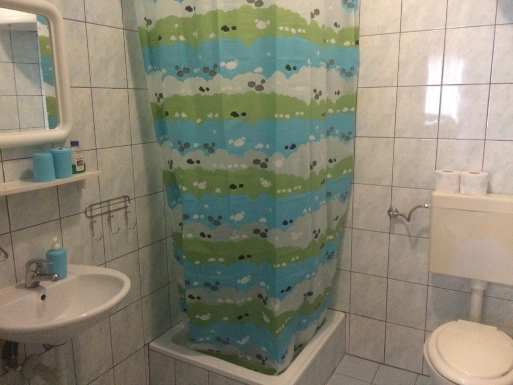 4 Sisters Apartments Gradac  Chambre photo
