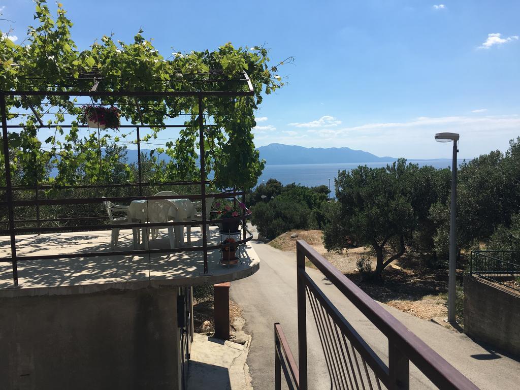 4 Sisters Apartments Gradac  Extérieur photo