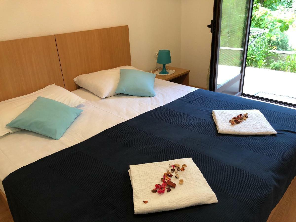 4 Sisters Apartments Gradac  Extérieur photo